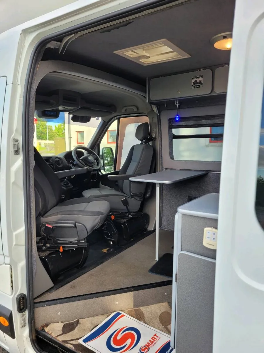 Renault Master Campervan - Image 2
