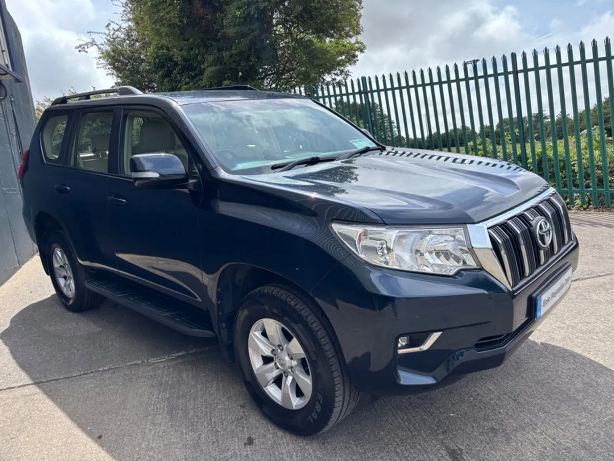 Toyota Land Cruiser LC LWB BUSINESS N1 CREWCAB 1 L - Image 2