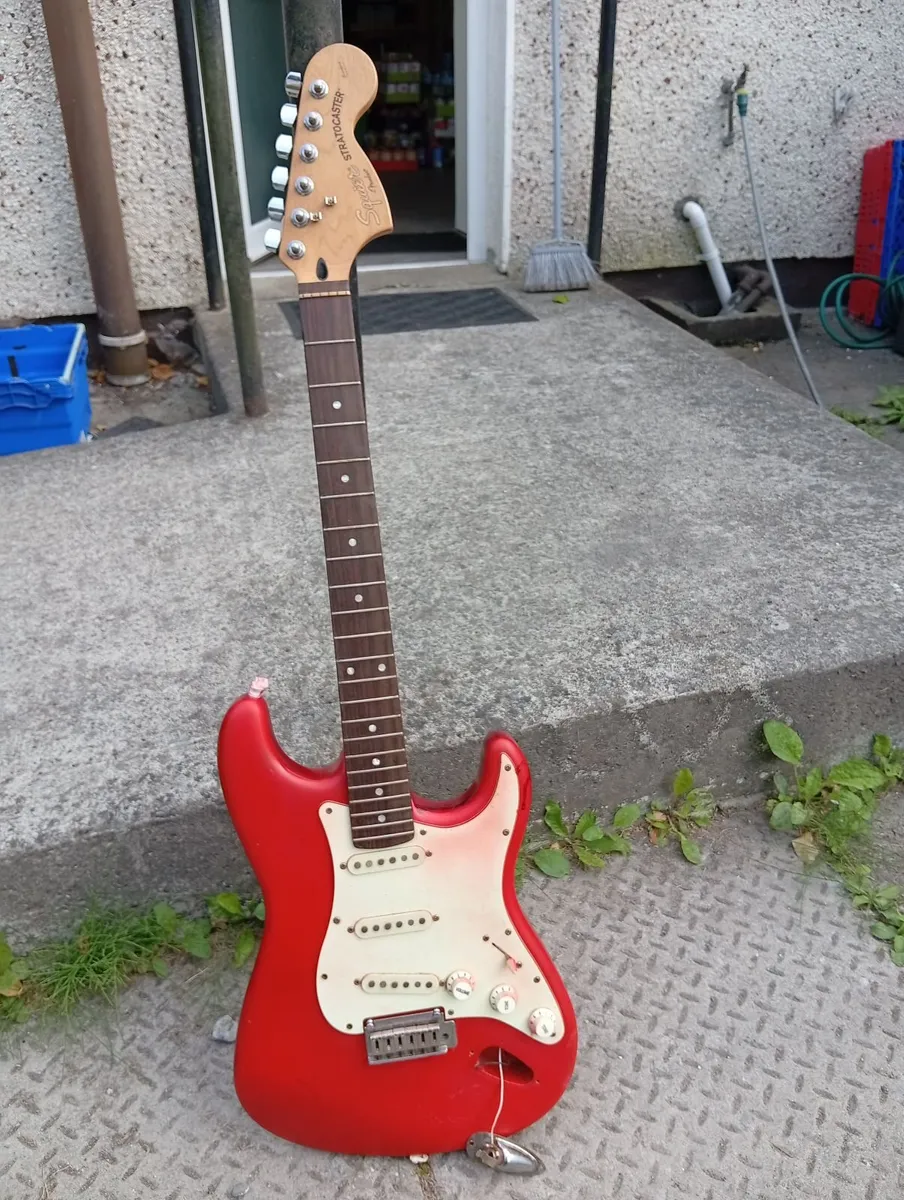 Guitar - Image 1