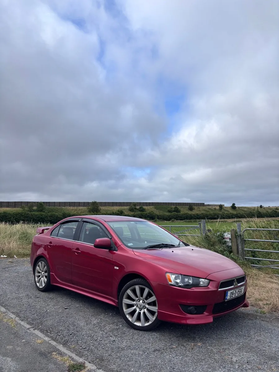 Mitsubishi lancer 4200 - Image 1