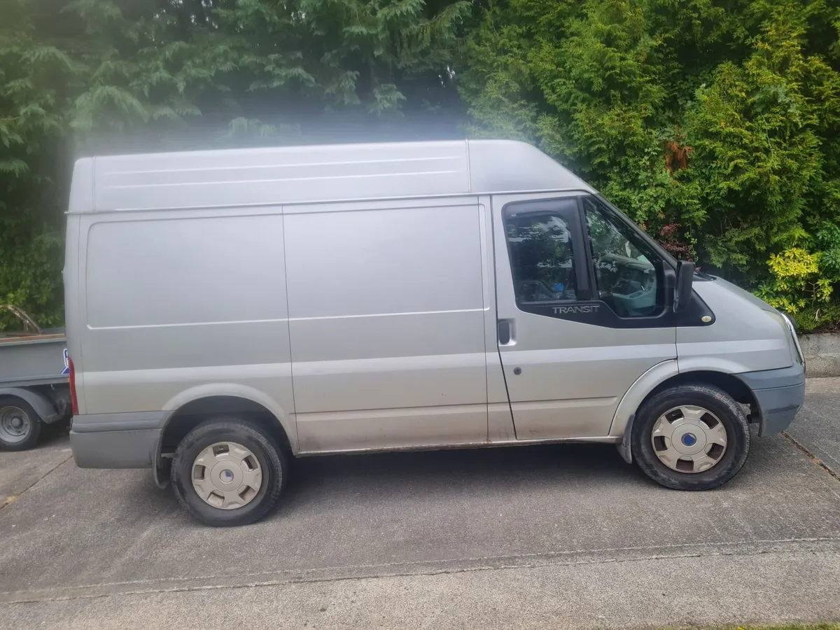 Ford Transit 2011 - Image 2