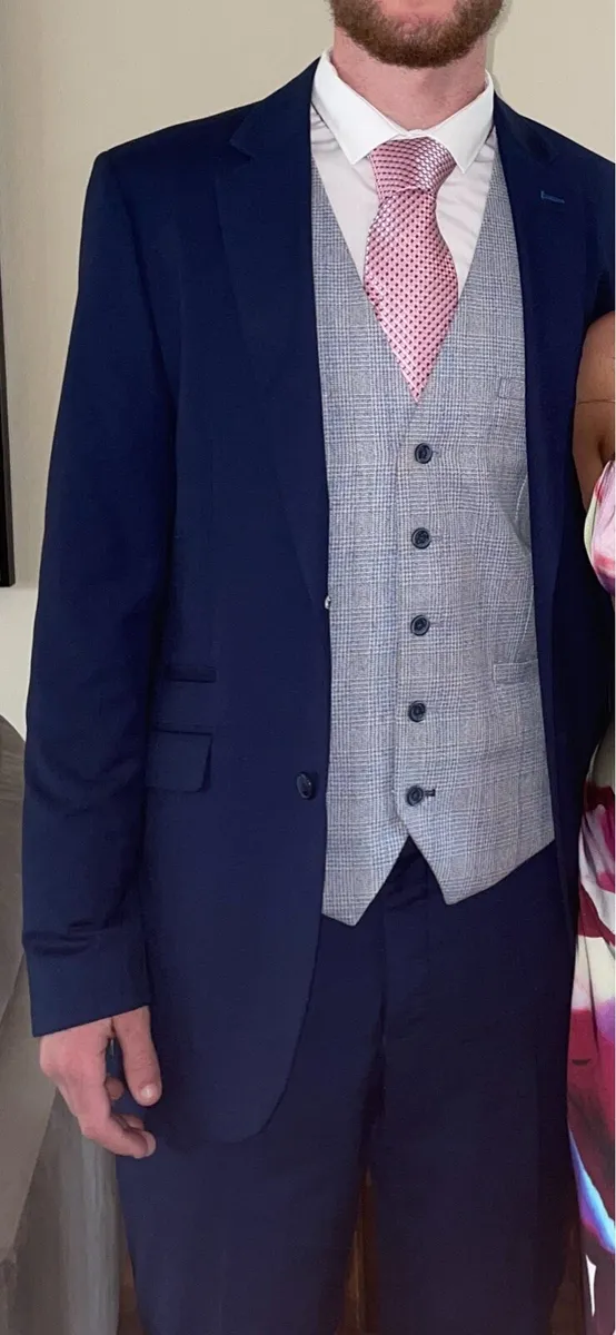 Men’s suit - Image 4