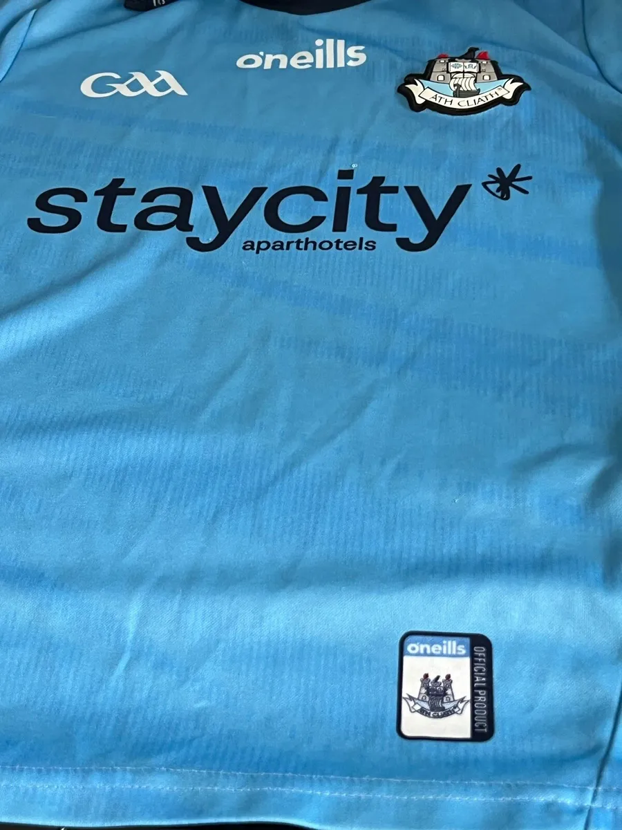 Boys Dublin jersey age 10/11 €15 - Image 1