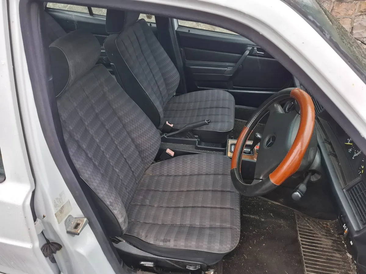 Mercedes-Benz Other 1992 - Image 2