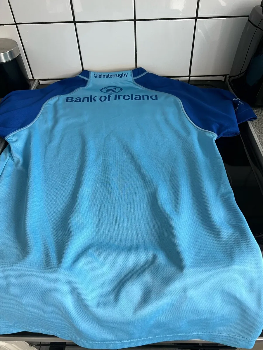 Mens Leinster jersey size M €20 - Image 2
