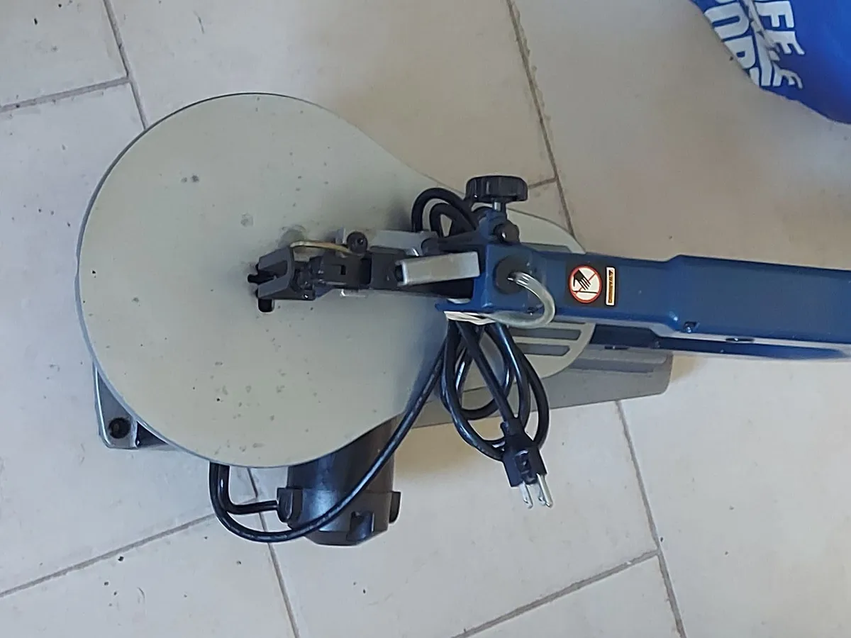 Ryobi SC162VS Scroll Saw, Cast Iron Base, - Image 2
