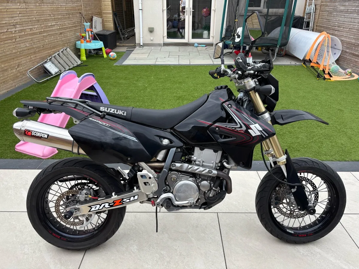 Suzuki Drz 400 Supermoto - Image 1
