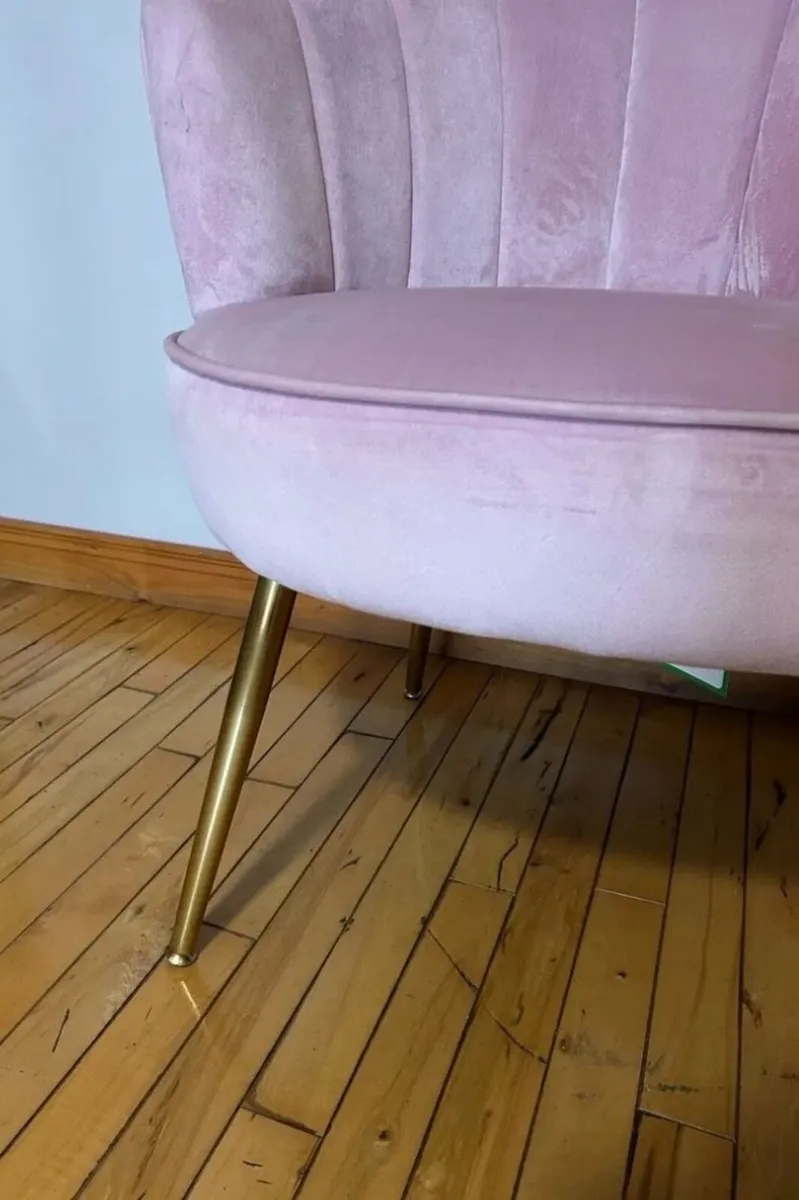 Pink Velvet Shell Accent Chair - Image 3