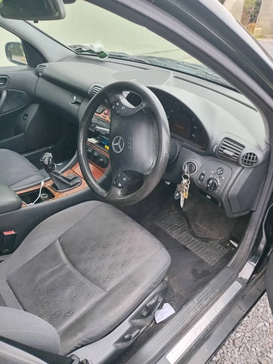 Mercedes c220cdi classic - Image 3
