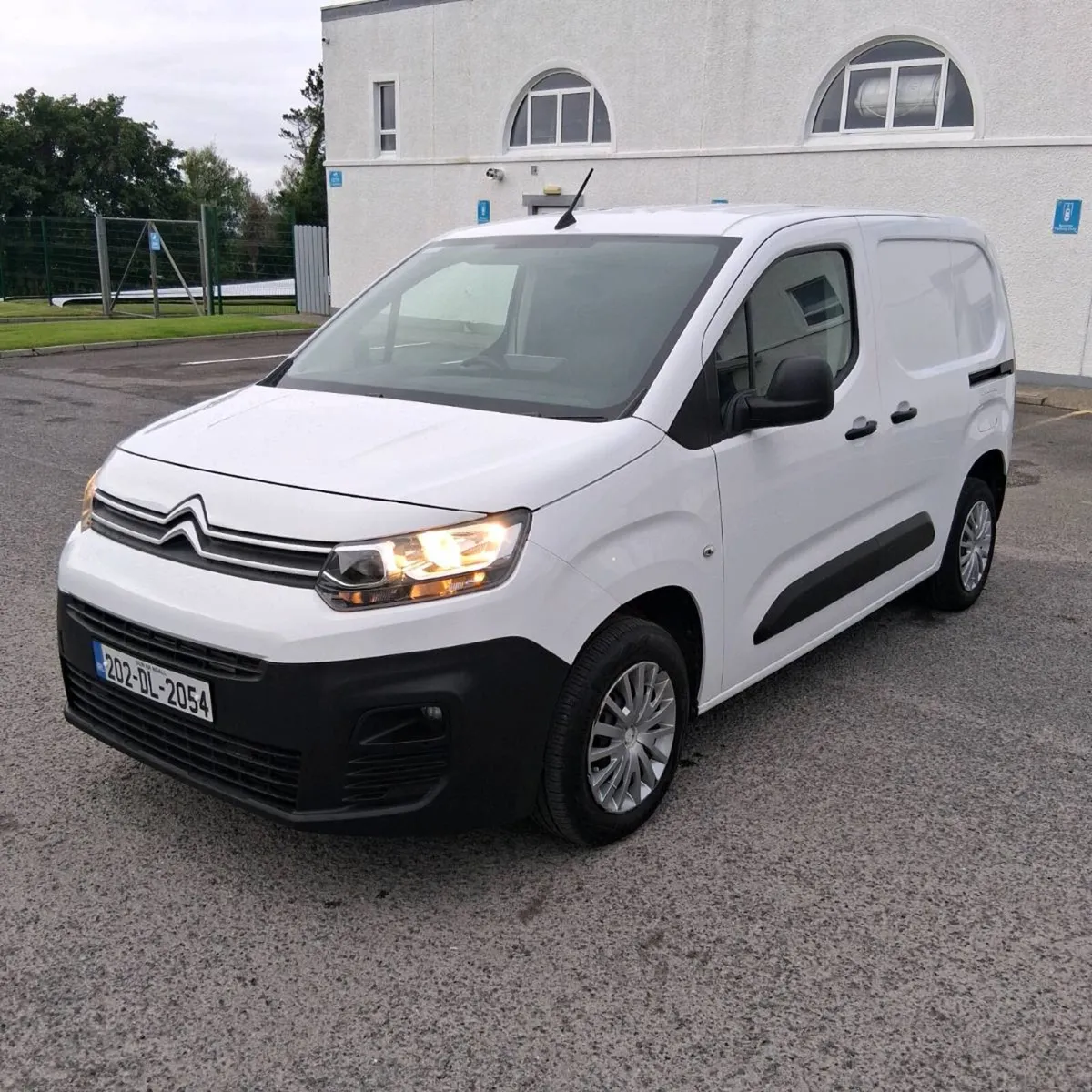 2020 citroen berlingo - Image 2