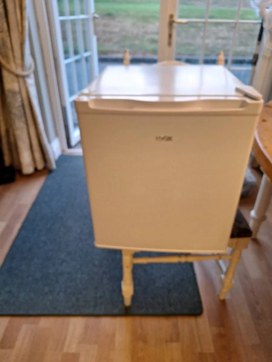 Small freezer - Image 2