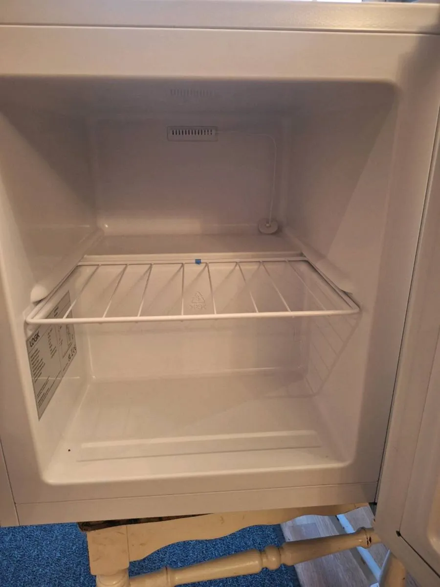 Small freezer - Image 4