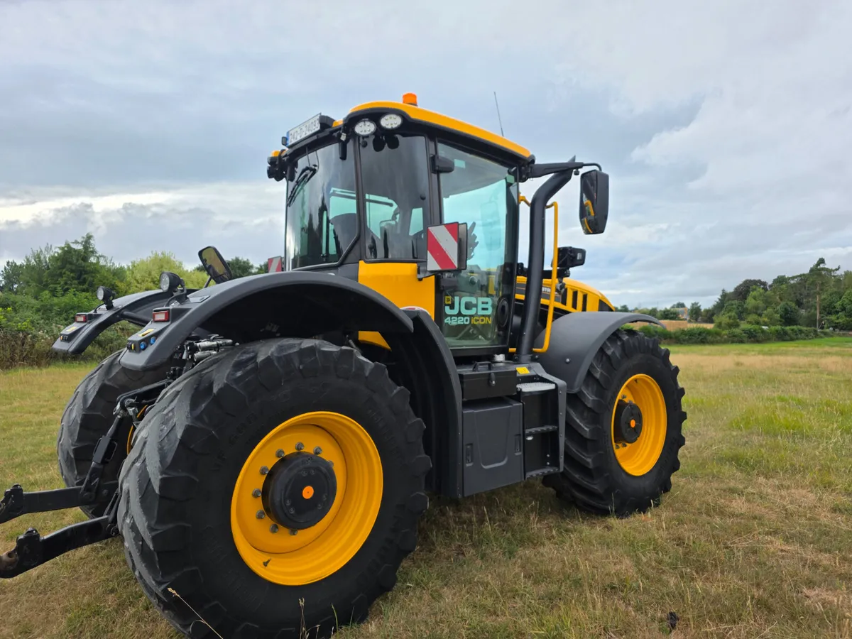 Jcb Fastrack - Image 2