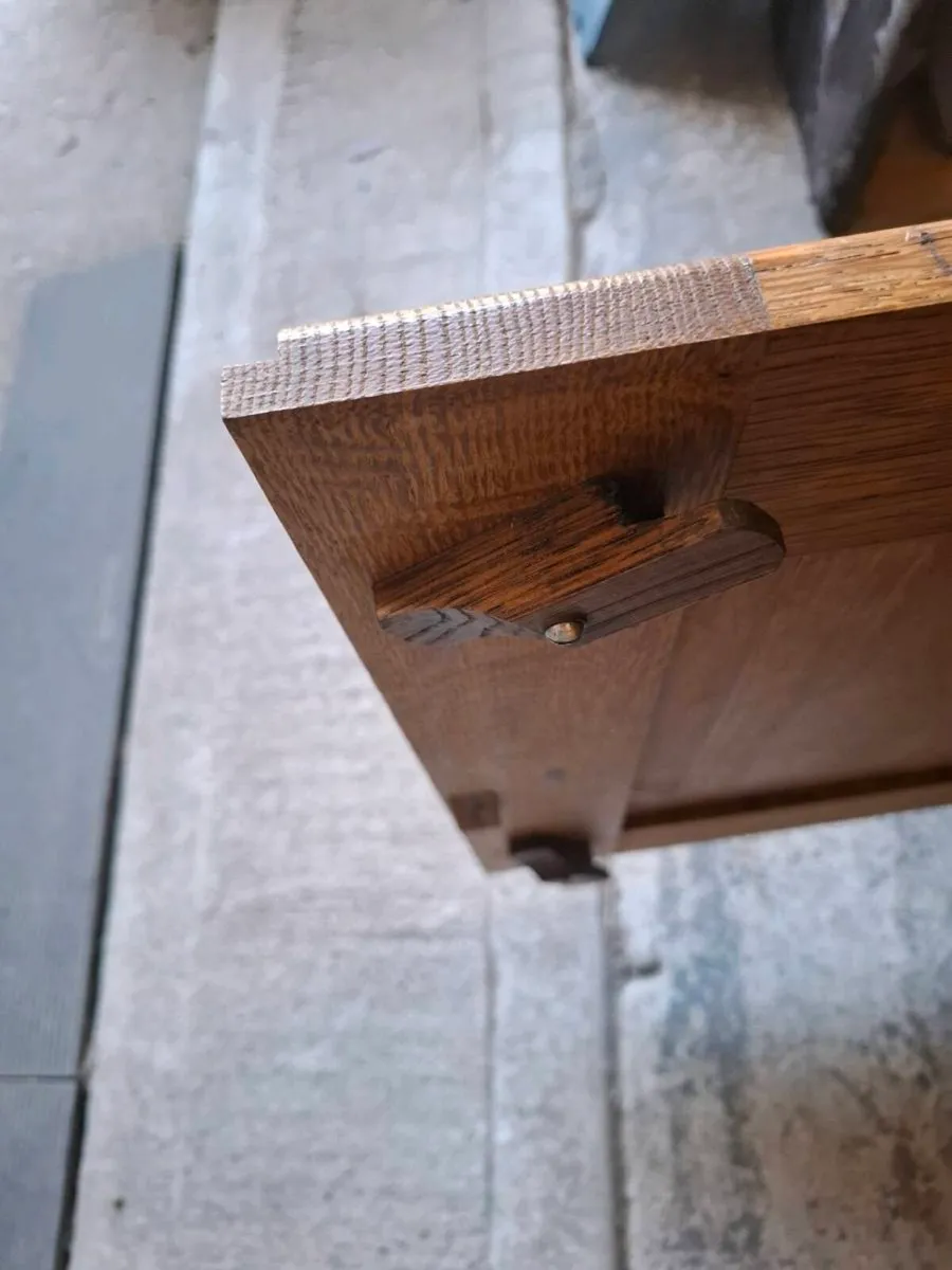 Heavy Solid Oak Bookcase / Cabinet (DELIVERY) - Image 4