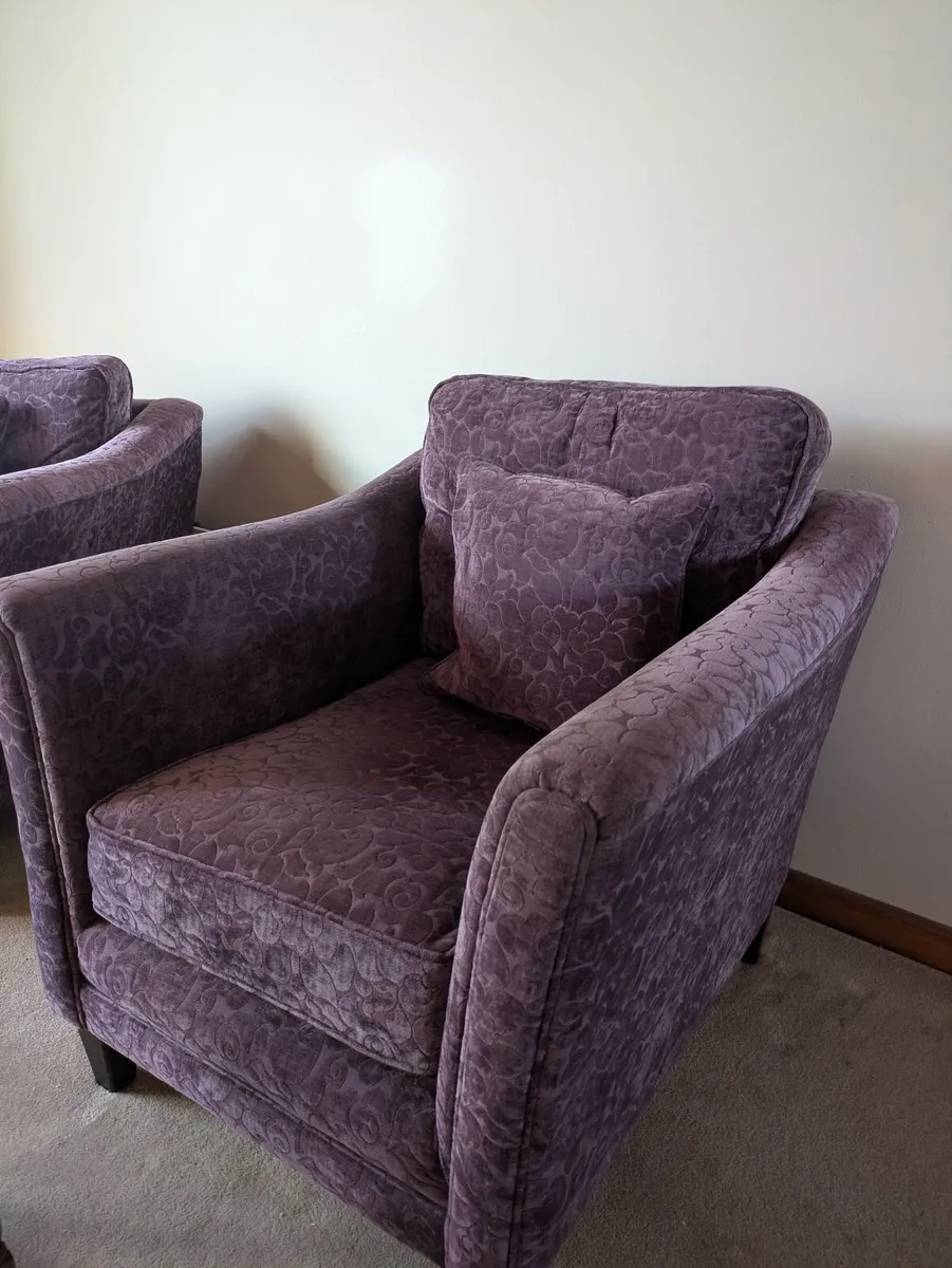 Suite of furniture - Image 4