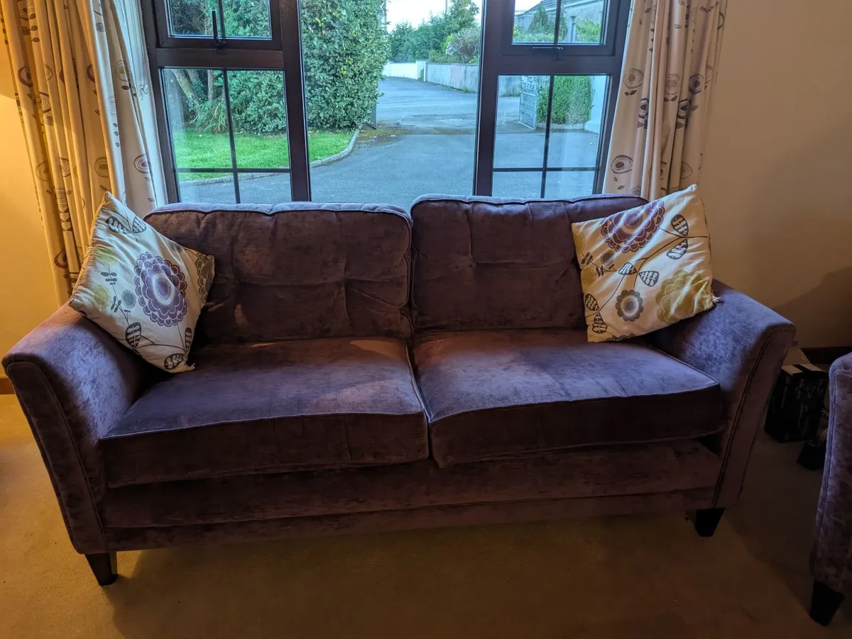 Suite of furniture - Image 3