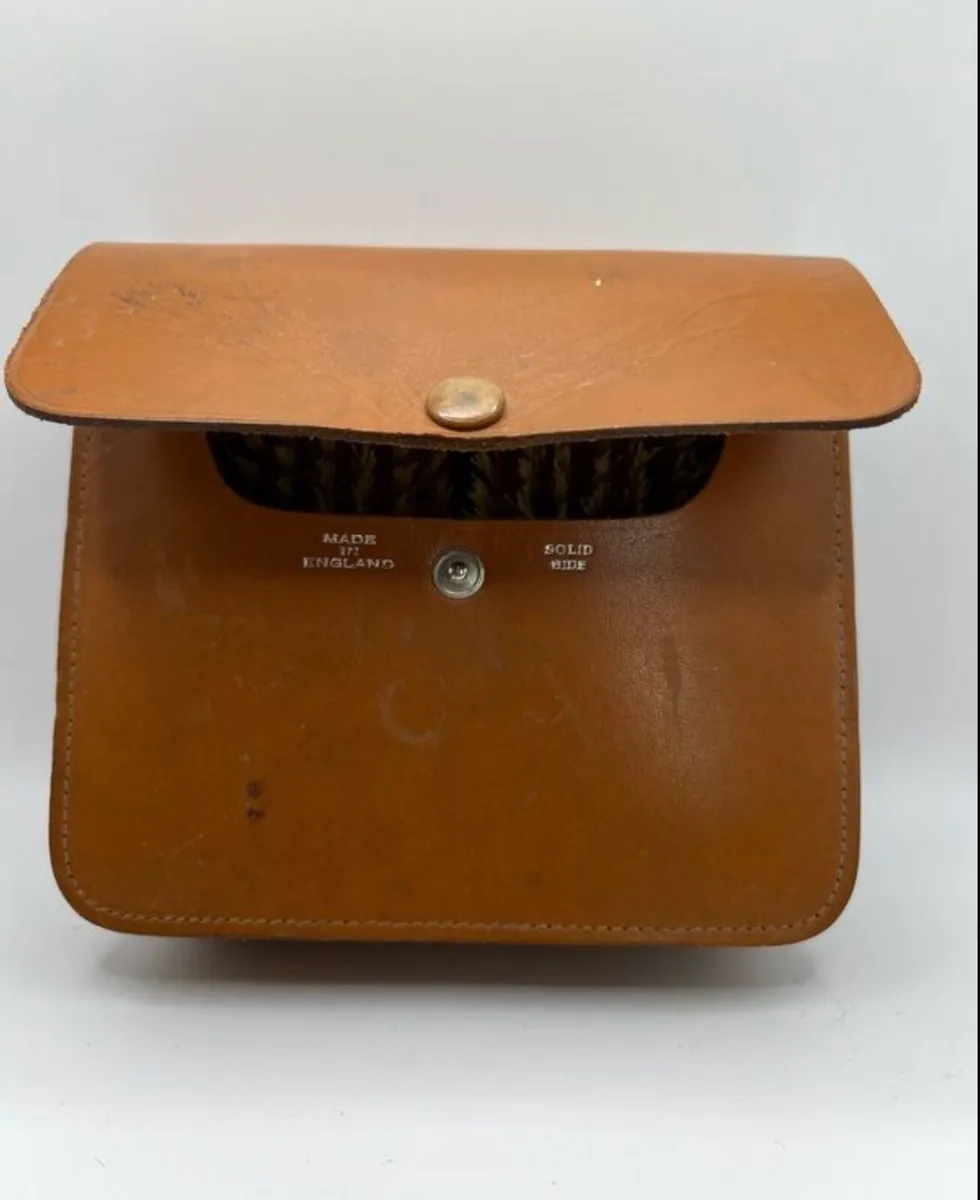 Vintage grooming brushes in hide case - Image 3