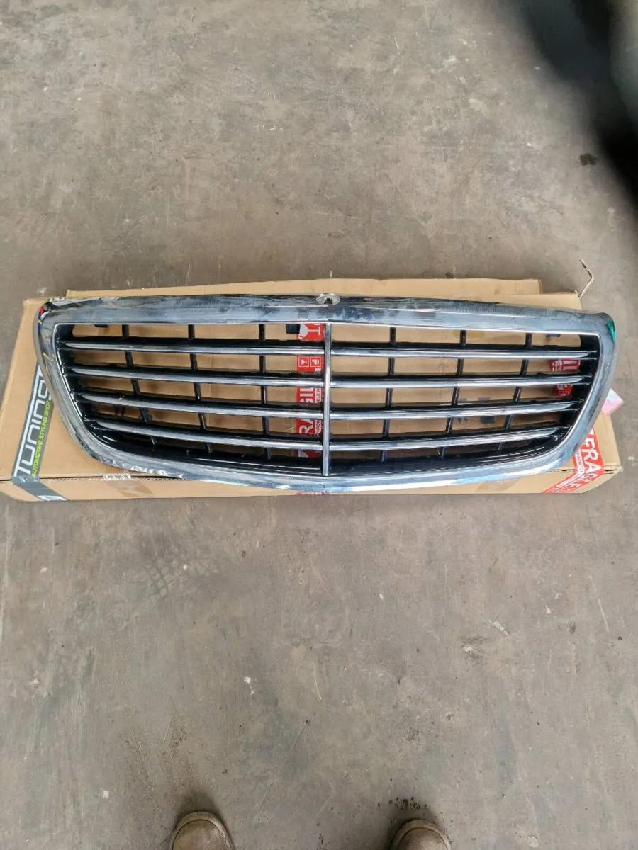 Mercedes s350d front grill