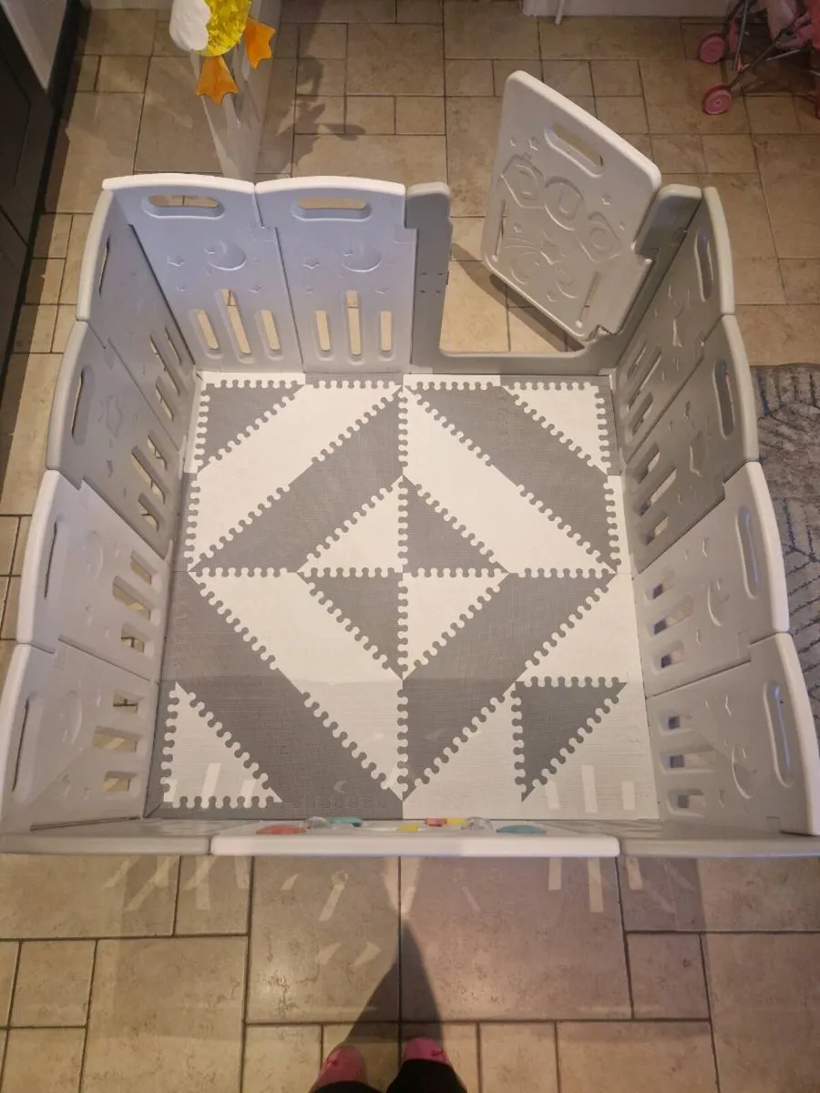 Playpen - Image 2