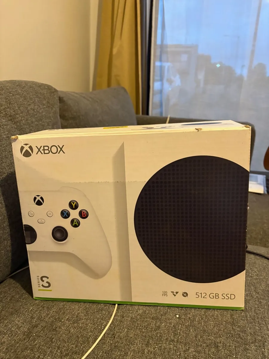 Xbox Series S - Image 1