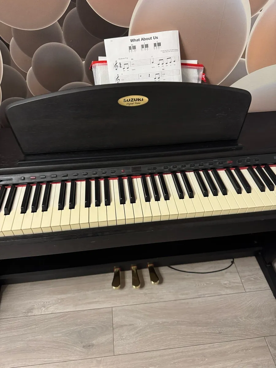 Digital piano - Image 1