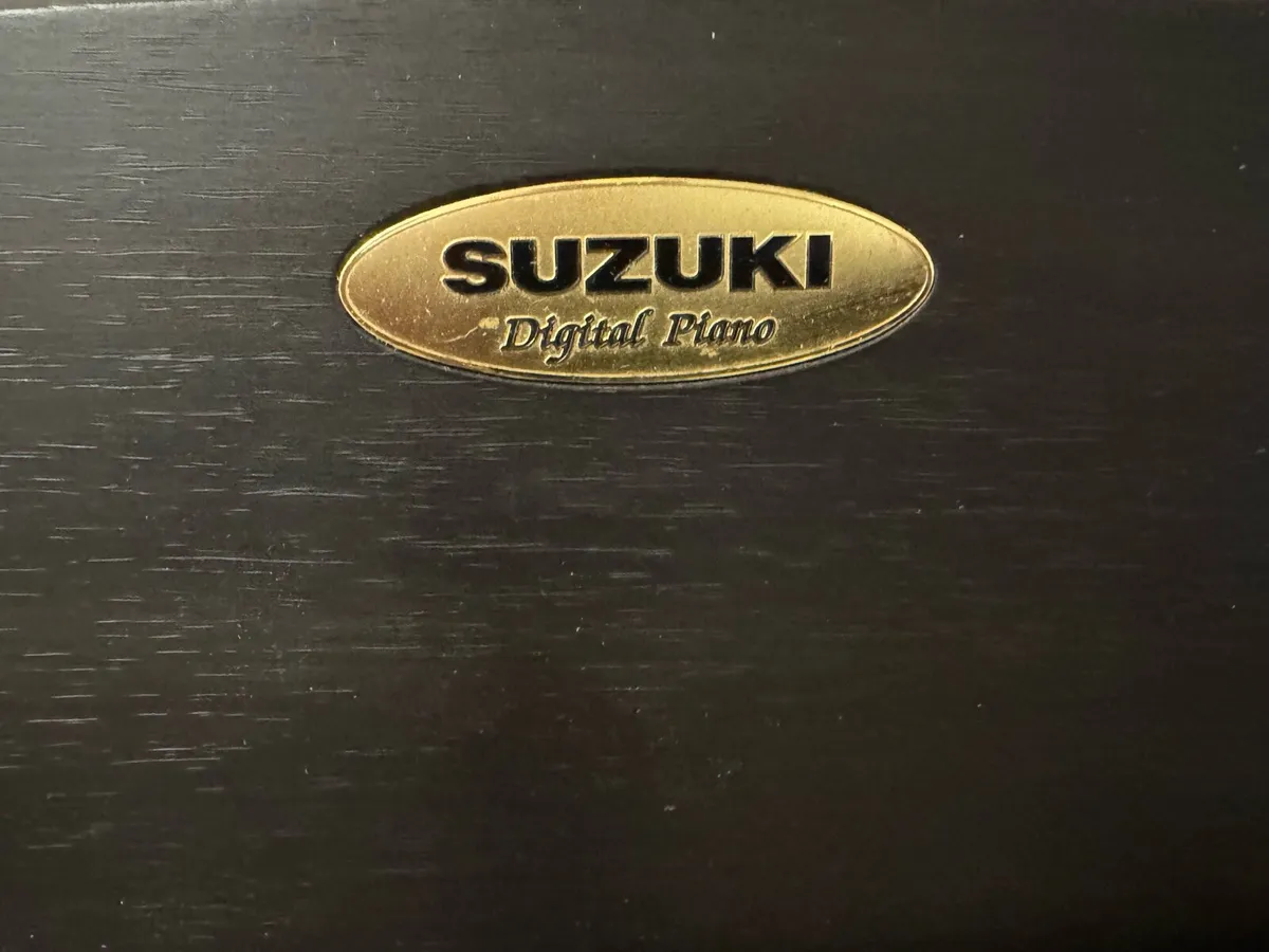 Digital piano - Image 3