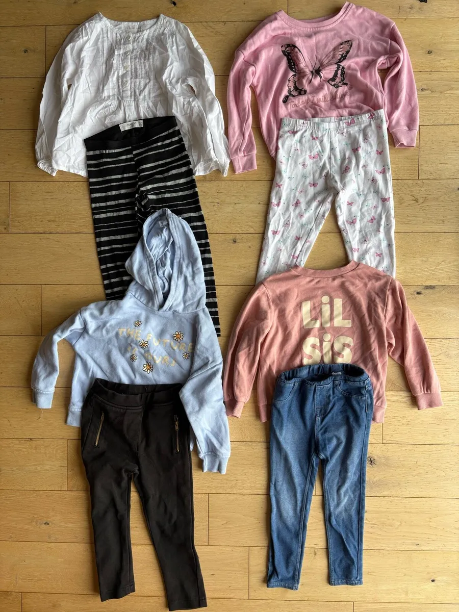 Mixed ages girls clothes 4-7 years - Image 1