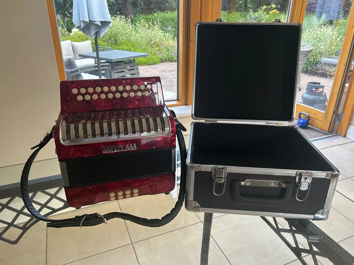 Garvey AAA Accordian - Image 1
