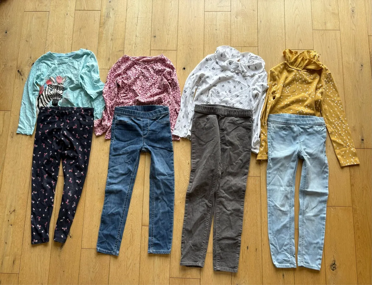 Mixed ages girls clothes 7-9 years - Image 1