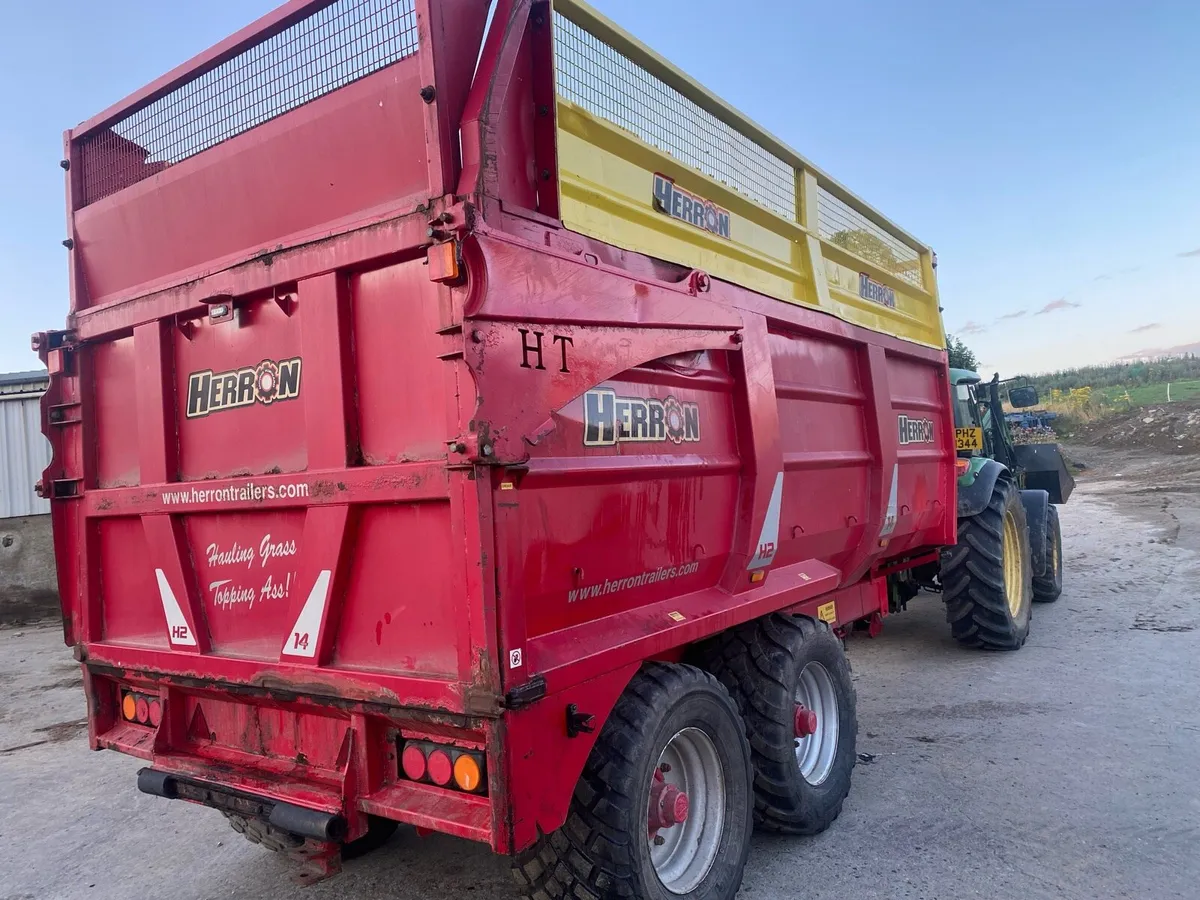 Herron grain and silage trailer - Image 4