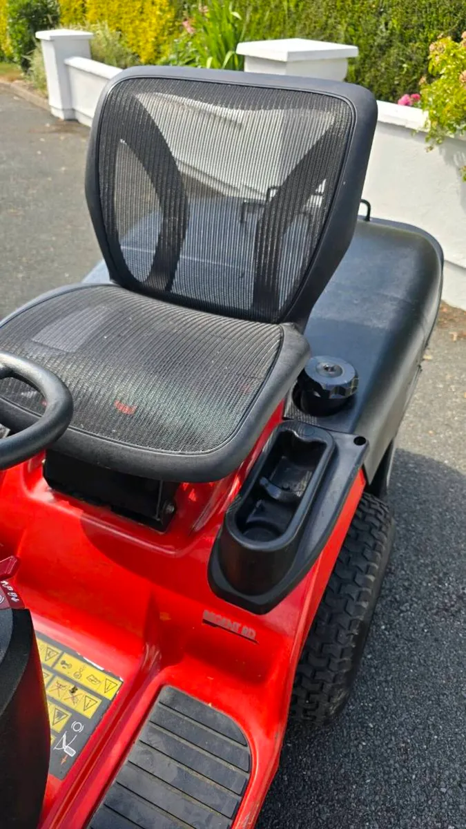 22hp Tractor mower - Image 4