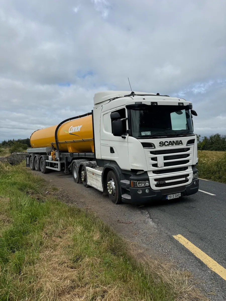 Scania v8 with hydraulics - Image 1