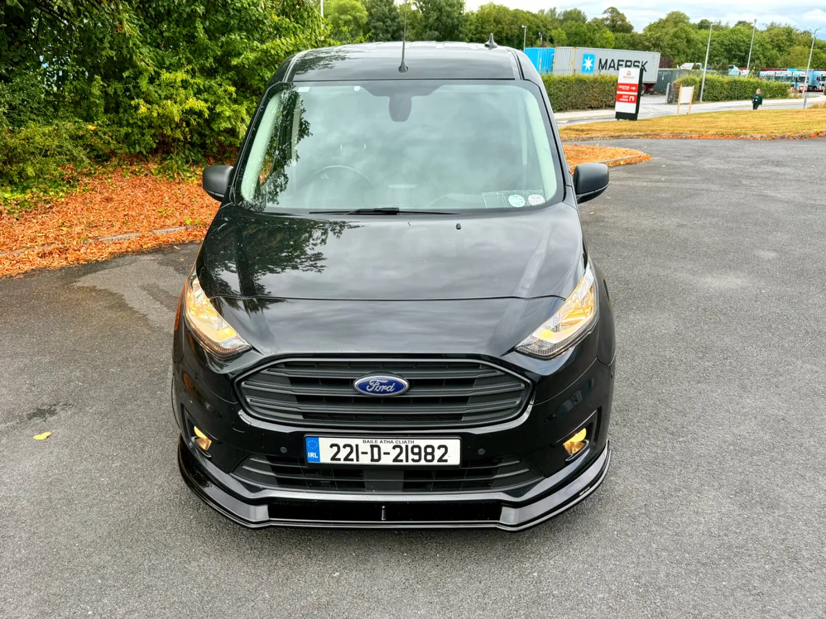 2022  Ford Transit Connect LWB  Stunning Condition - Image 3