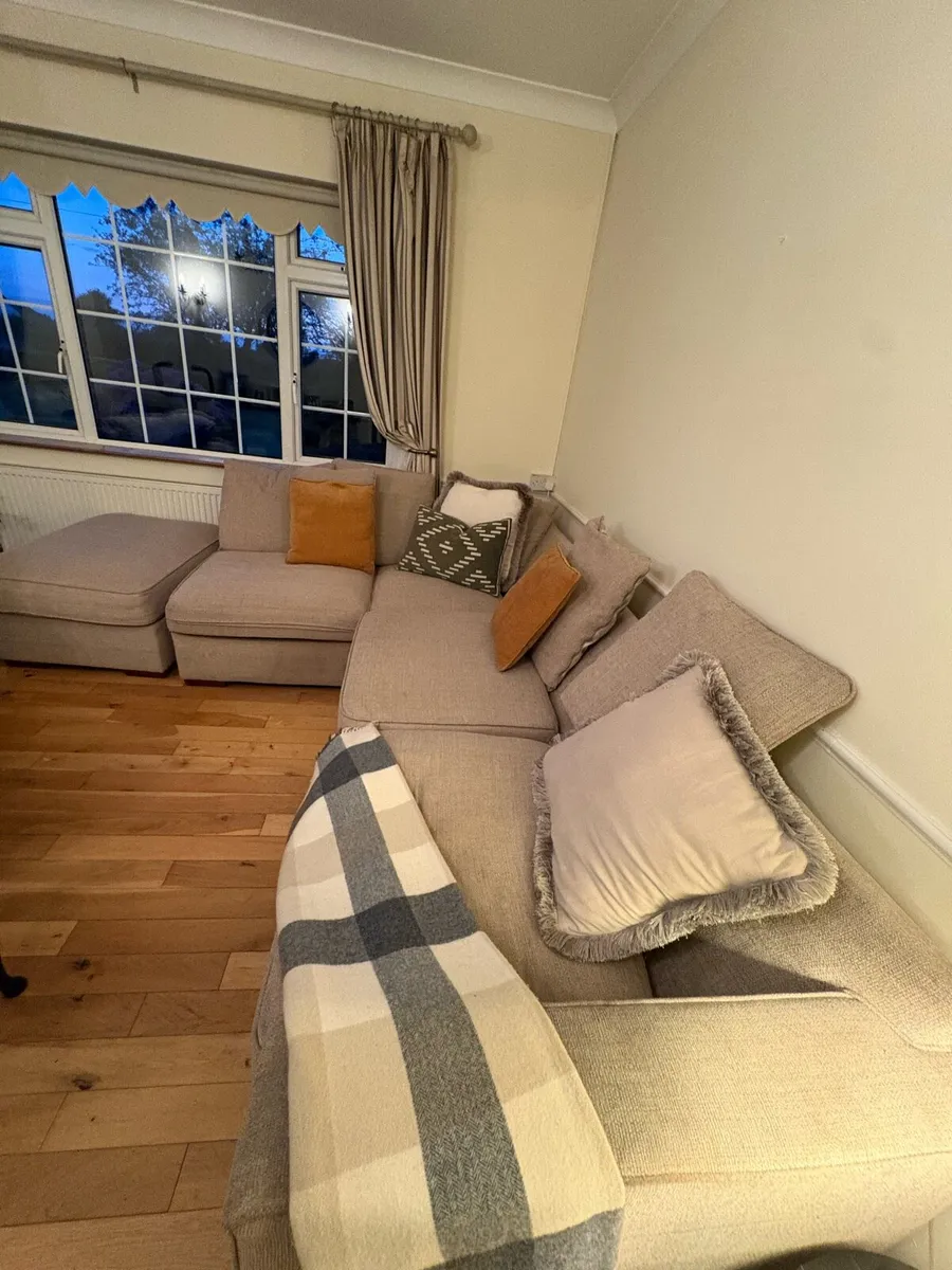 Couch - Image 3
