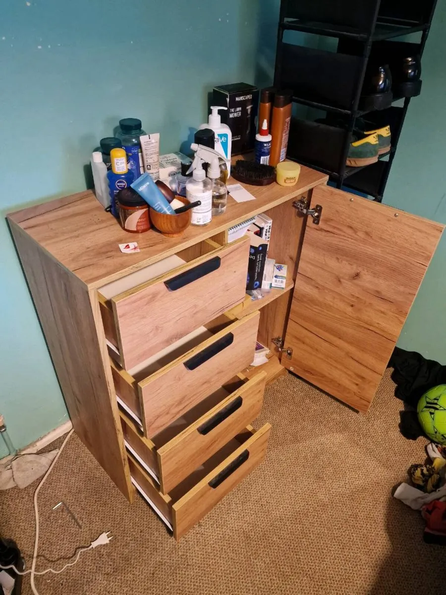 4 drawer chest from JYSK - Image 3