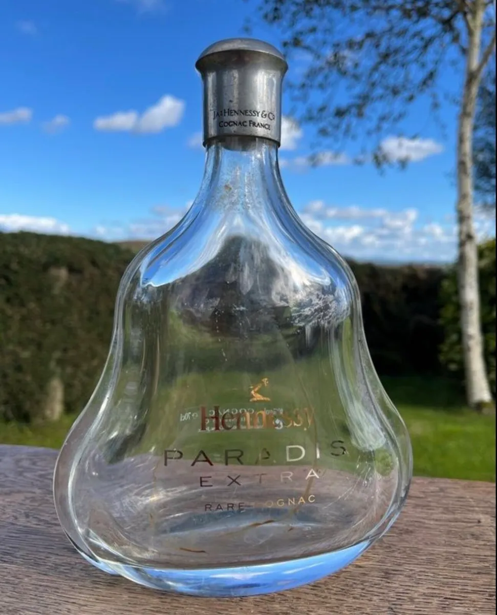 Hennessy crystal bottle - Image 1