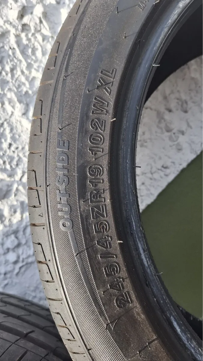 2 Nearly New Tyres - Image 2