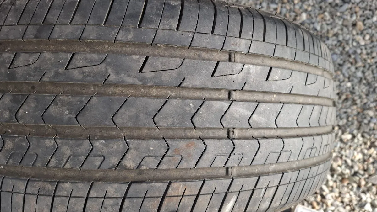 2 Nearly New Tyres - Image 3