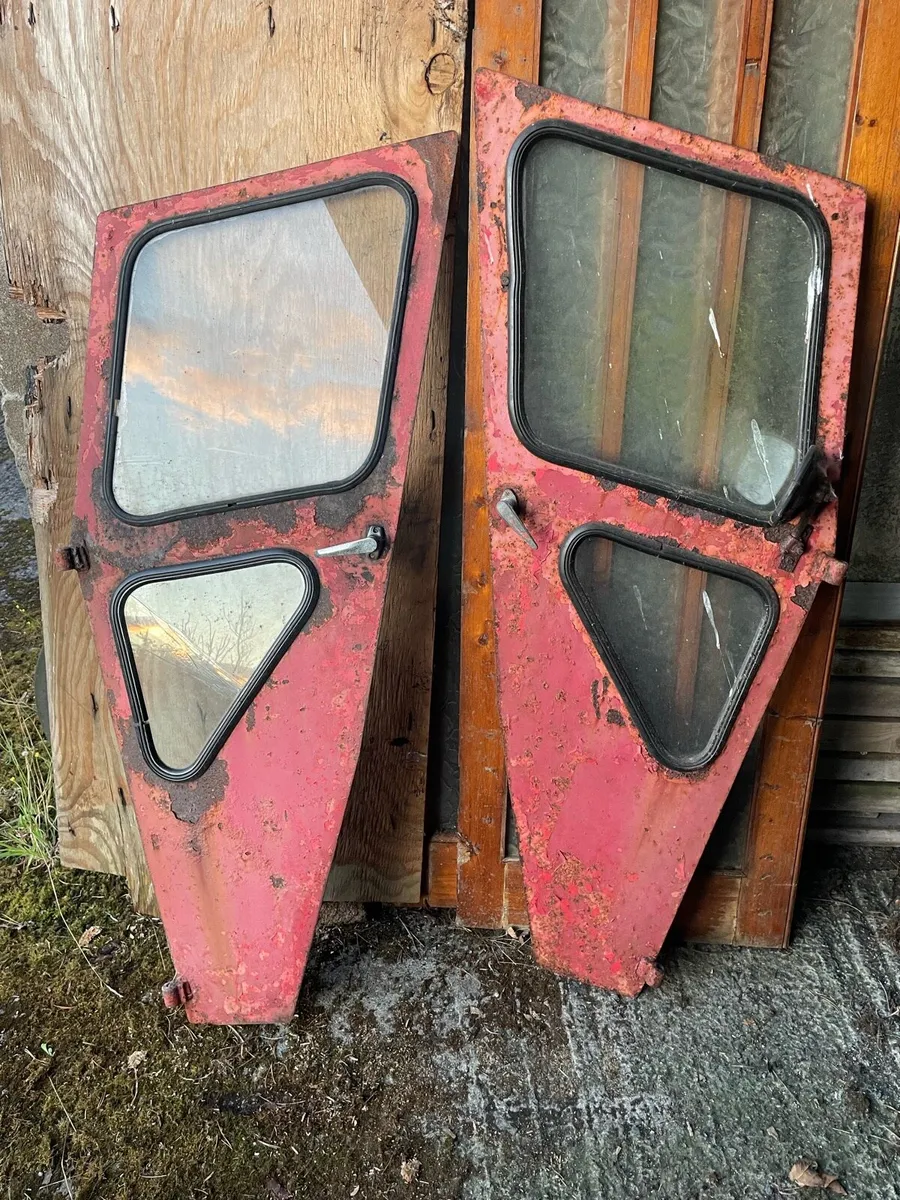 Cab MF 188 - Image 3