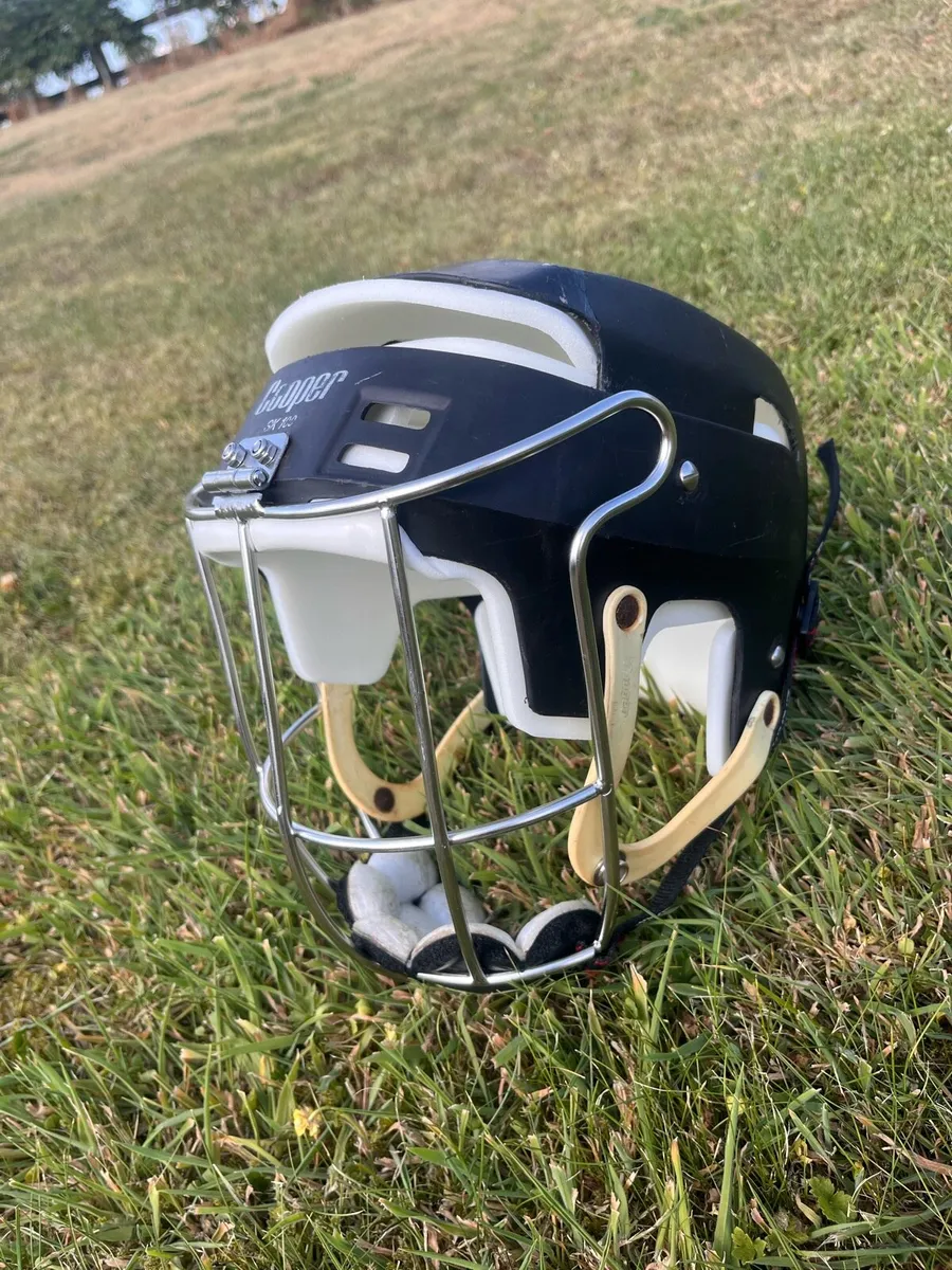Black old gen sk100 cooper helmet - Image 4