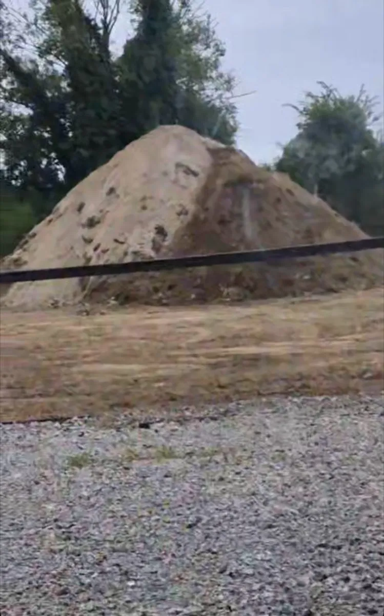Subsoil - Image 1