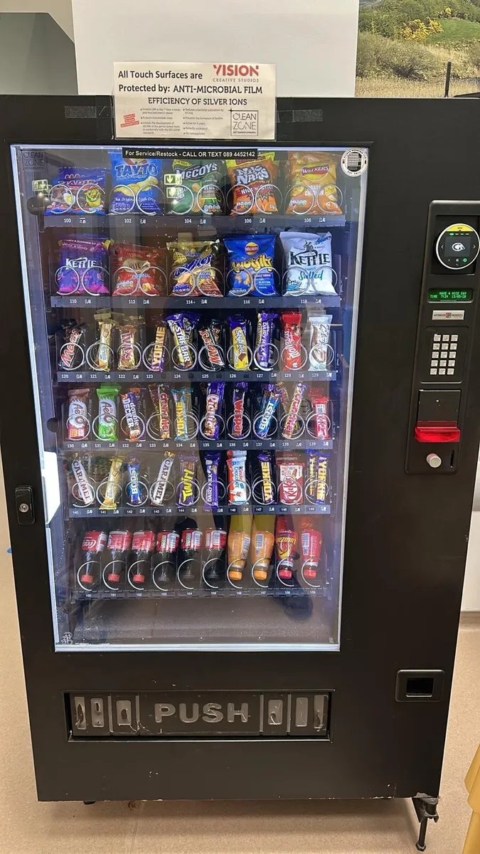 Automatic Products 6500 Ultraflex Vending Machine - Image 2