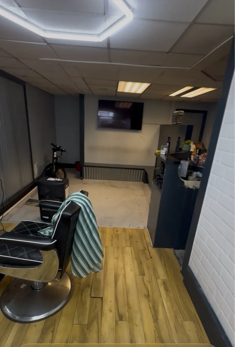 Barber shop for sell in Enniscorthy Co, Wexford - Image 3