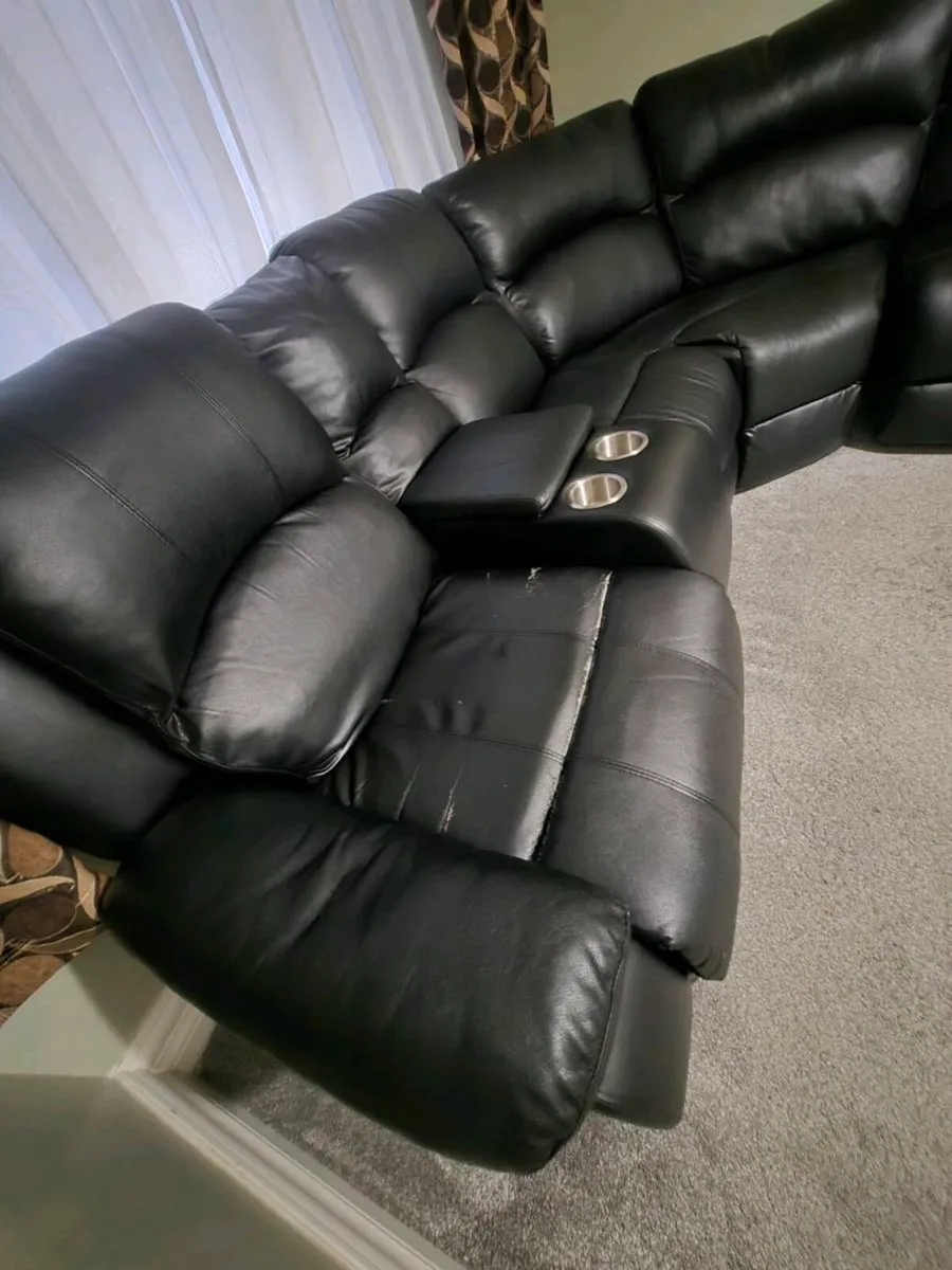 Sofa for sale. - Image 3