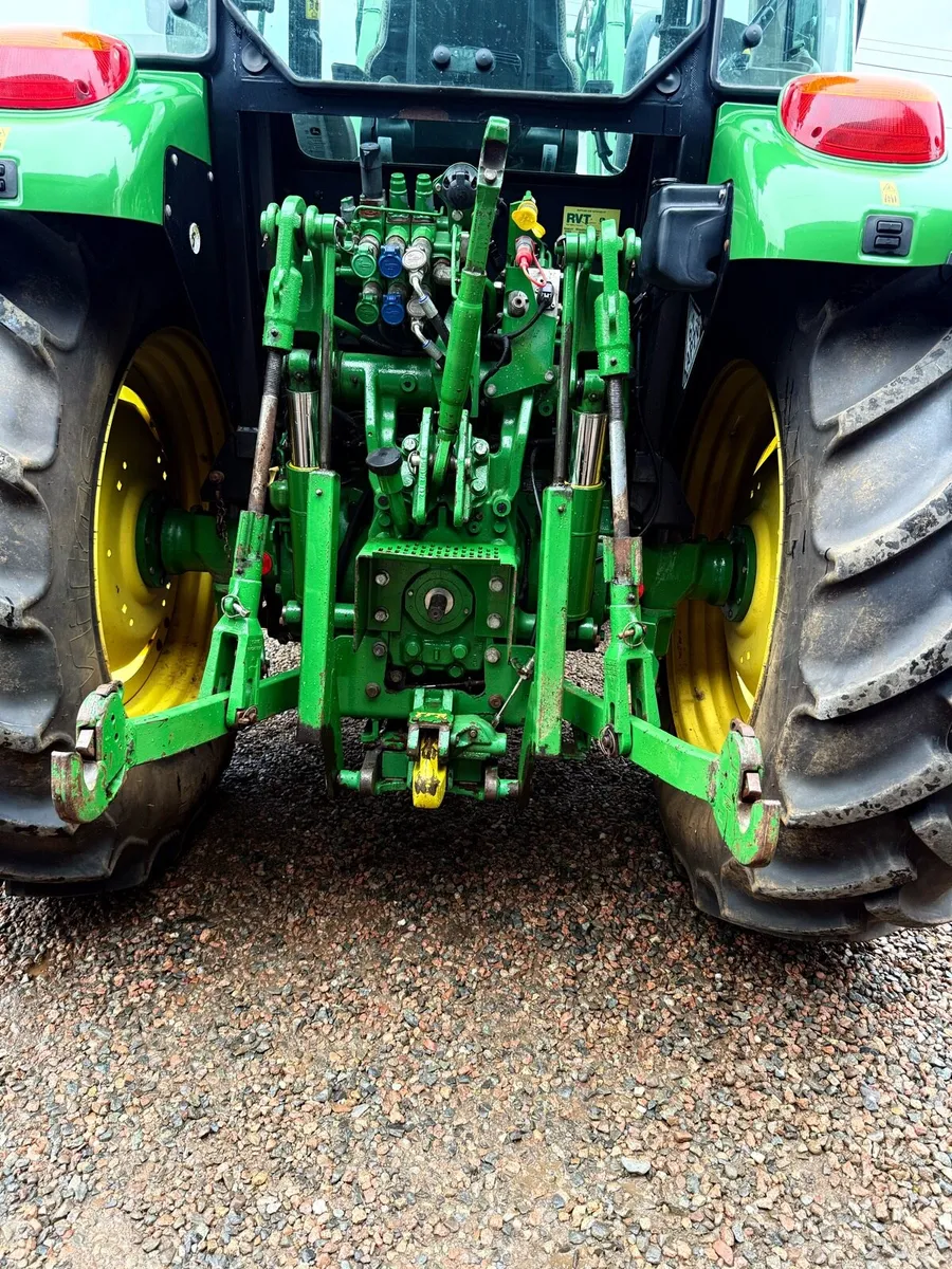 2018 John Deere 5100M C/W 543R Loader - Image 4