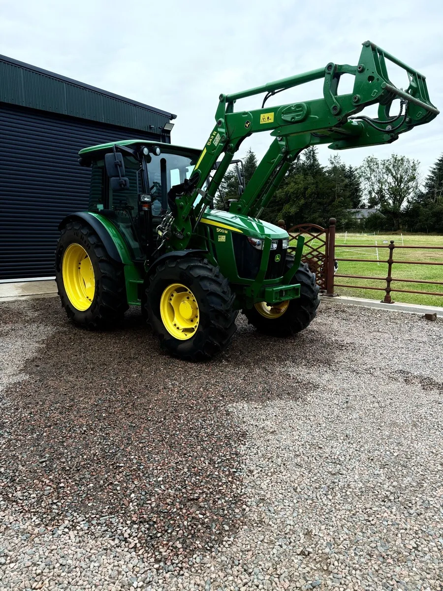 2018 John Deere 5100M C/W 543R Loader - Image 1