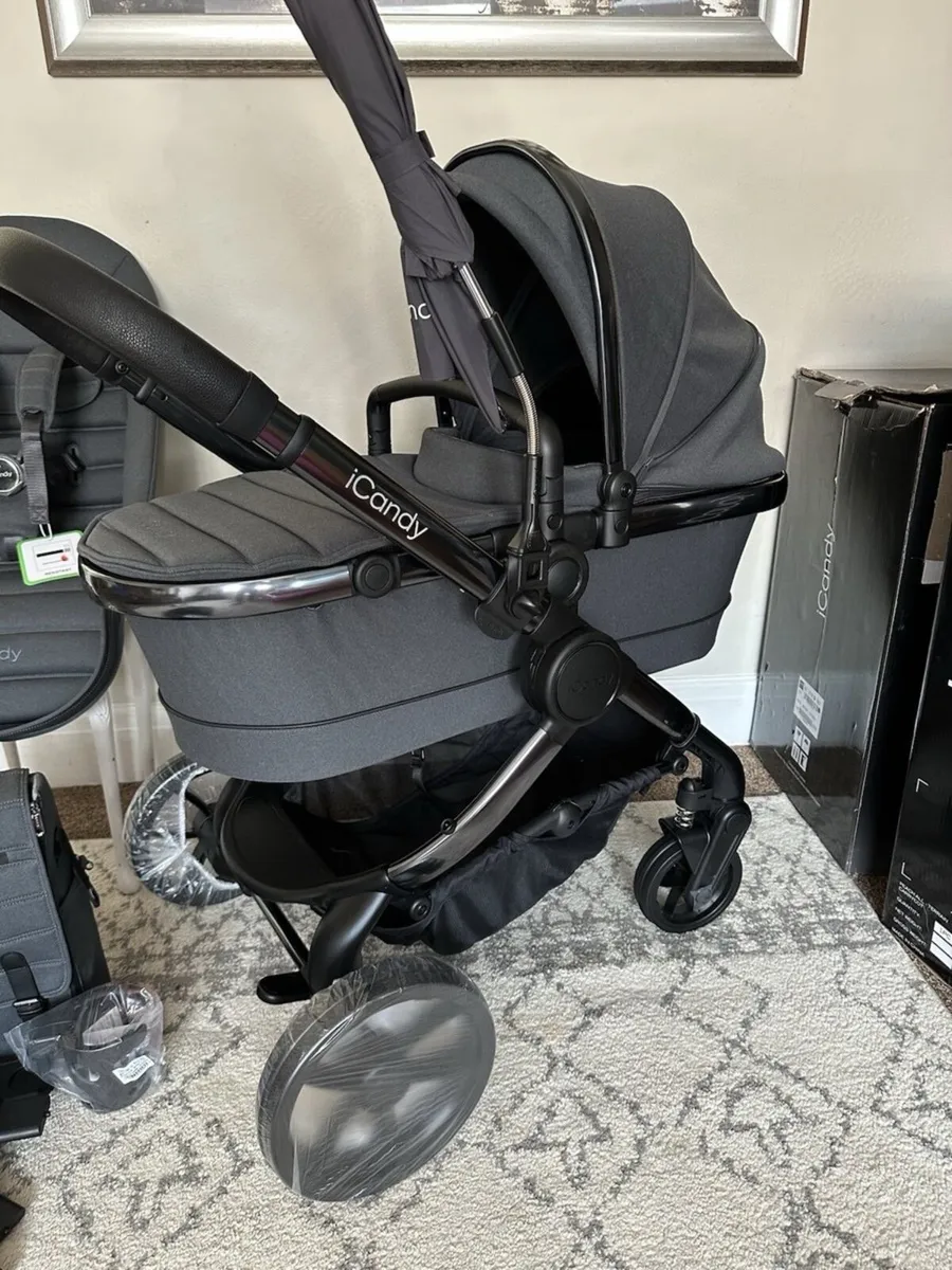 Like new ICandy peach 7 travel system - Image 2