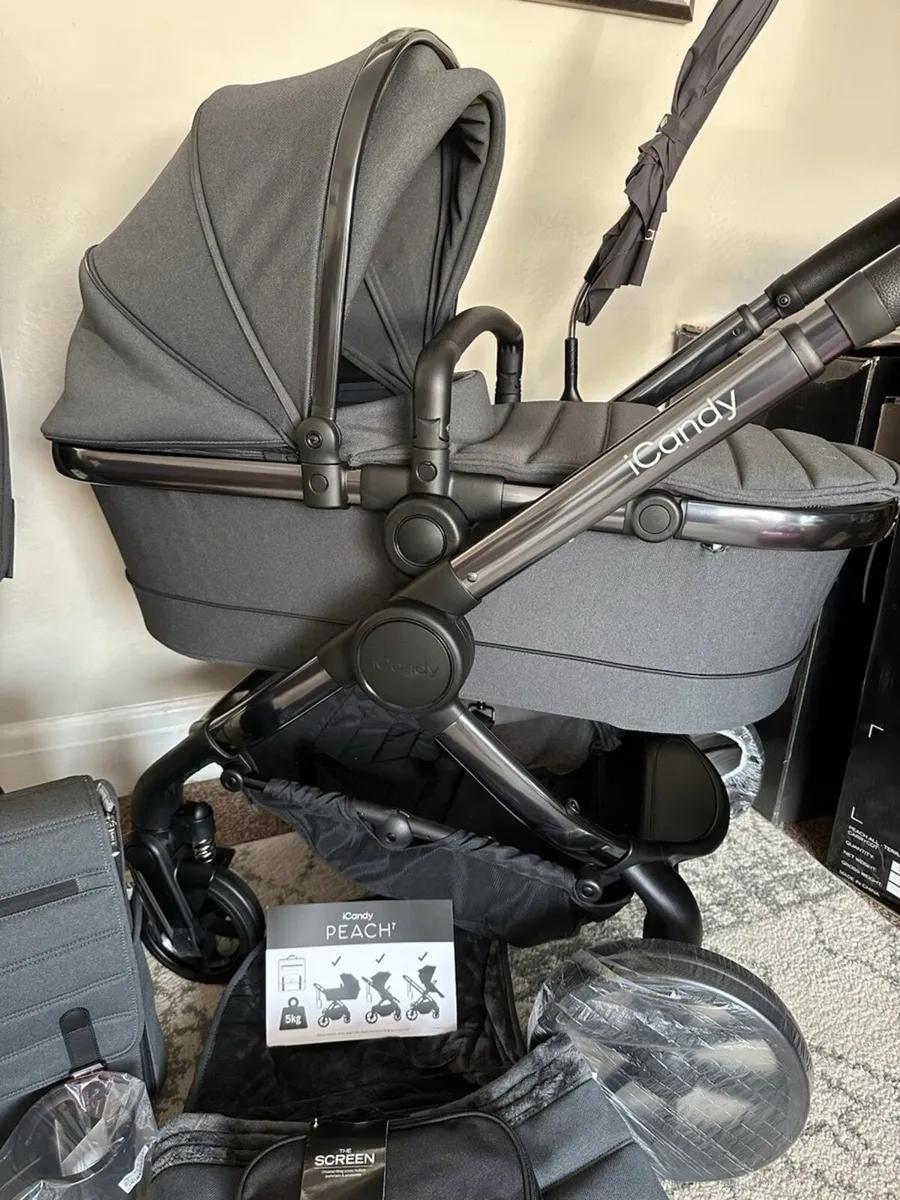 Like new ICandy peach 7 travel system - Image 3