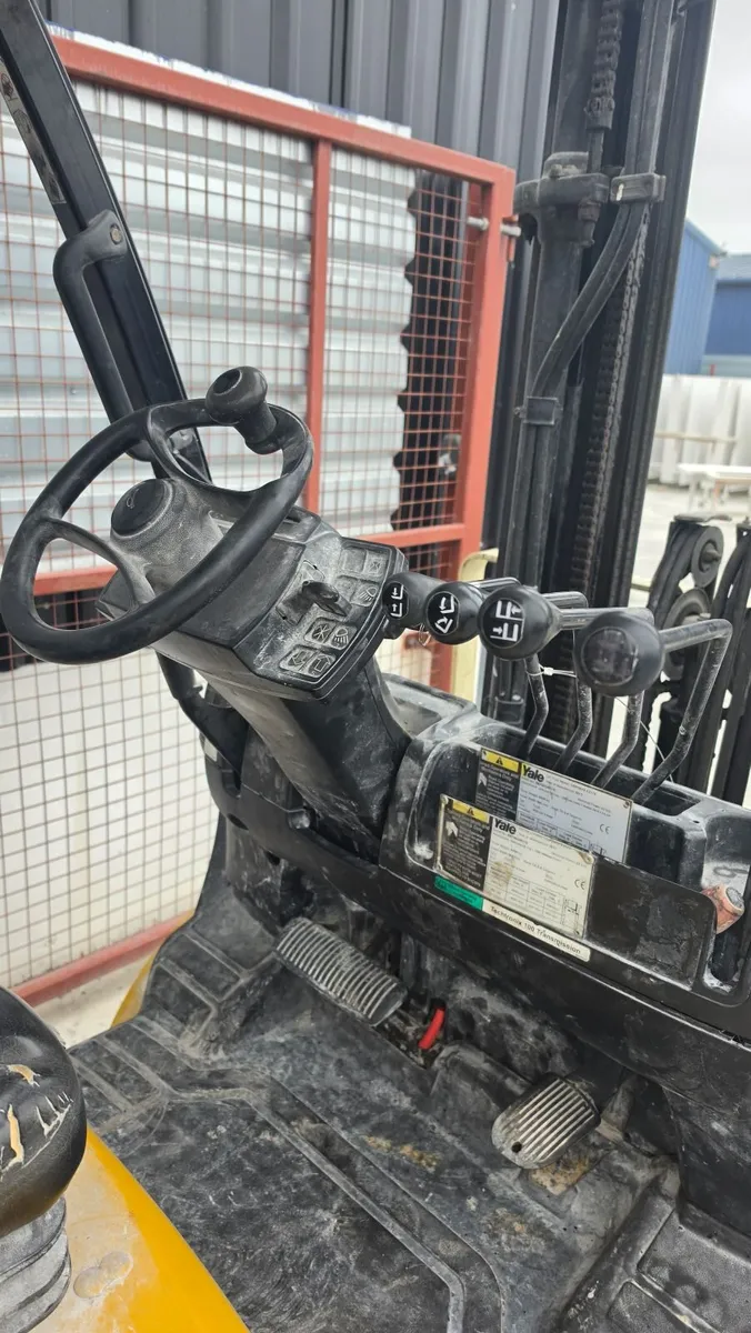 Forklift 2.5 diesel forklift for sale - Image 4