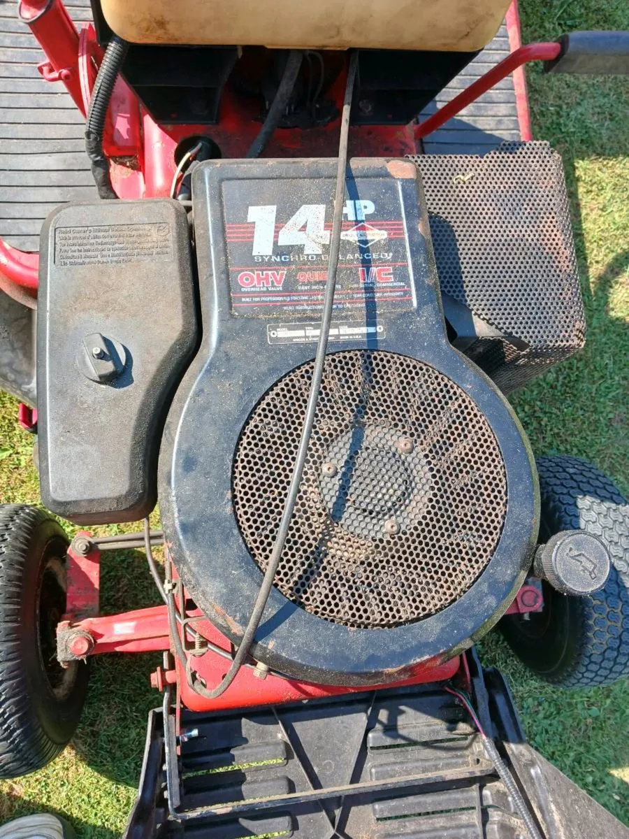 Breaking 4 parts  Snapper 14.5 B+S engine - Image 1